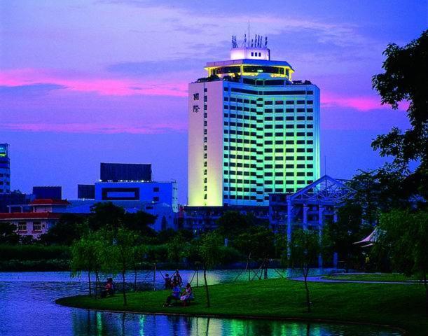 Zhongshan International Hotel Exterior foto